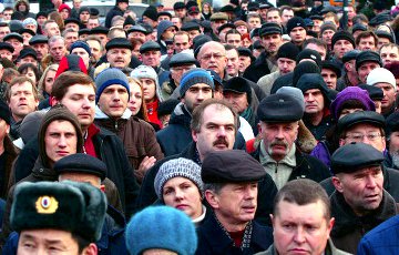 К 2016 году средний класс в россии сократится
